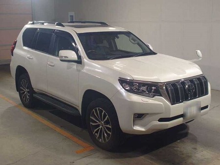 Japanese used car Ref# 1609933 TOYOTA / LAND CRUISER PRADO