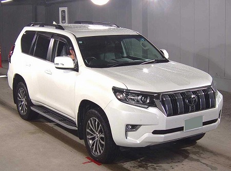 Japanese used car Ref# 1609935 TOYOTA / LAND CRUISER PRADO