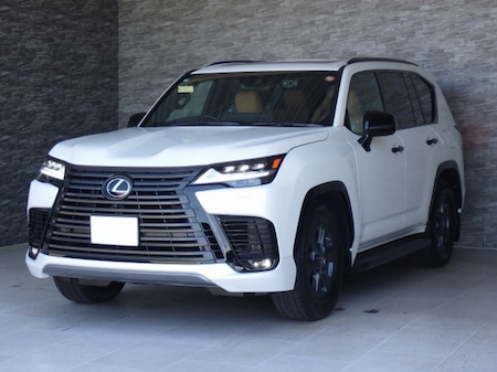 LEXUS / LX600