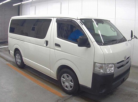 TOYOTA / HIACE