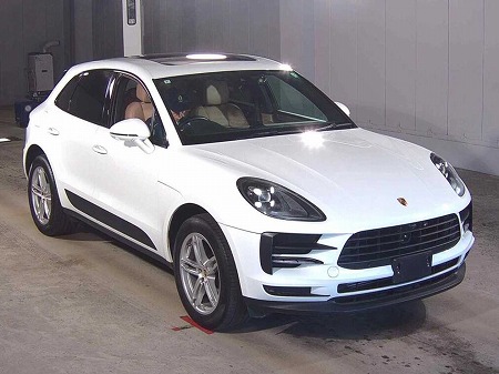 Japanese used car Ref# 1636659 PORSCHE / MACAN