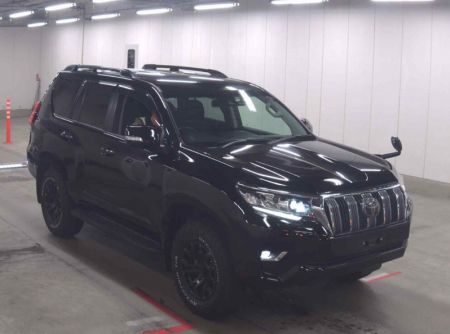 Japanese used car Ref# 1638813 TOYOTA / LAND CRUISER PRADO