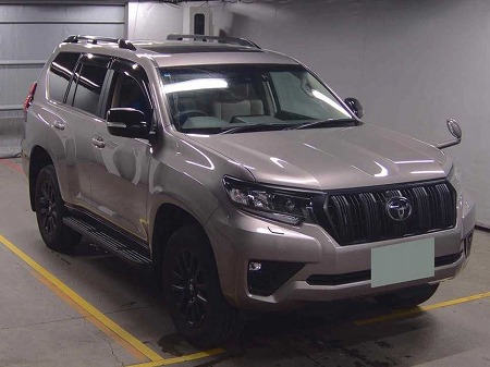 Japanese used car Ref# 1641471 TOYOTA / LAND CRUISER PRADO