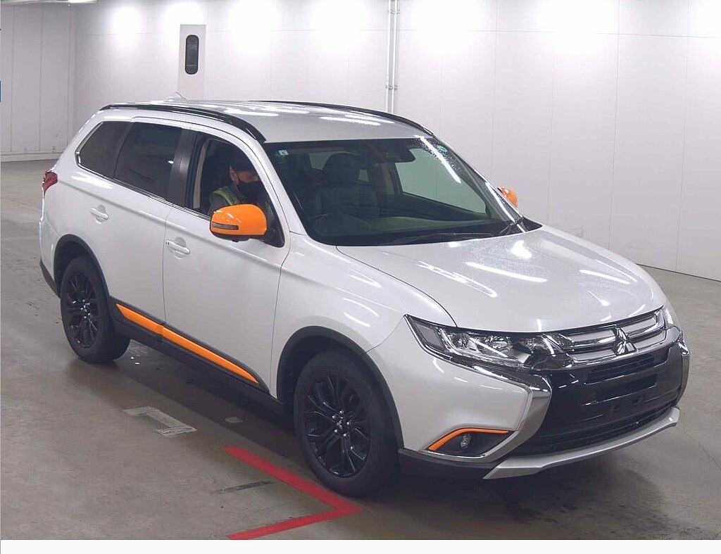 Japanese used car Ref# 1650842 MITSUBISHI / OUTLANDER