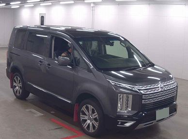 MITSUBISHI / DELICA D5