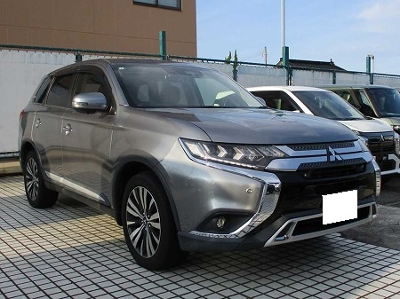 MITSUBISHI / OUTLANDER