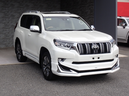 Japanese used car Ref# 1660585 TOYOTA / LAND CRUISER PRADO