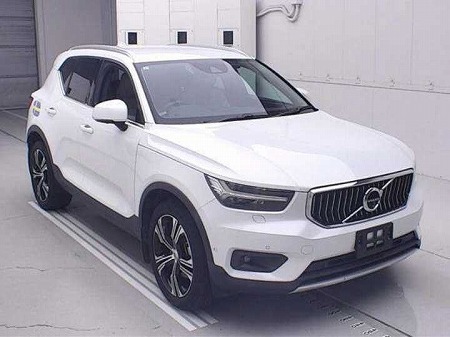 Japanese used car Ref# 1665413 VOLVO / XC40