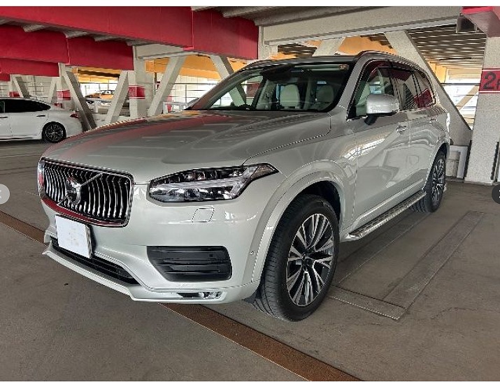 VOLVO / XC90