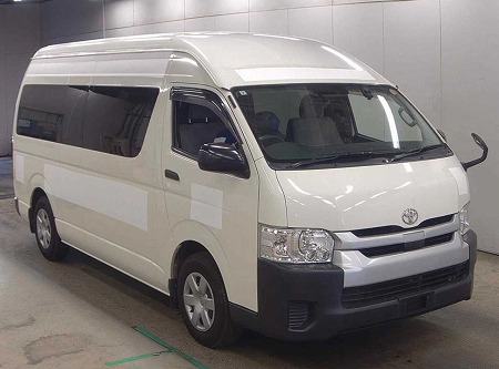 TOYOTA / HIACE COMMUTER