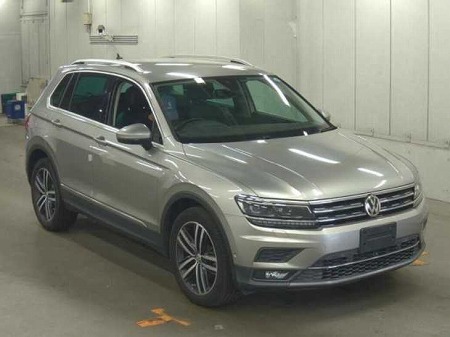 Japanese used car Ref# 1670157 VOLKSWAGEN / TIGUAN