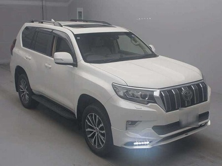 Japanese used car Ref# 1671455 TOYOTA / LAND CRUISER PRADO