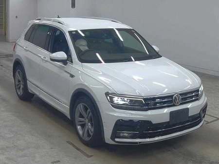 VOLKSWAGEN / TIGUAN