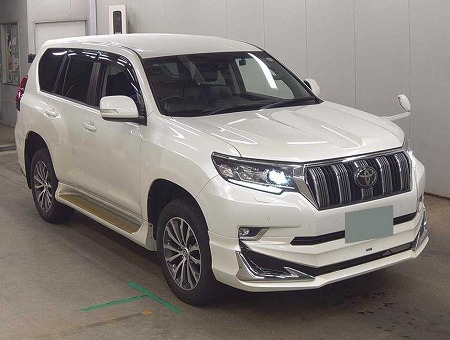 Japanese used car Ref# 1681546 TOYOTA / LAND CRUISER PRADO