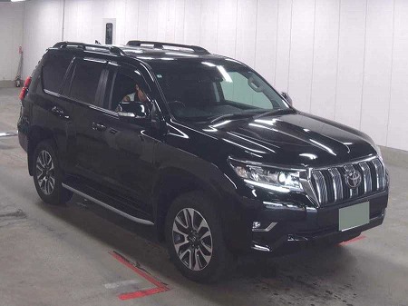 Japanese used car Ref# 1682069 TOYOTA / LAND CRUISER PRADO