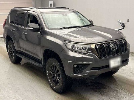 Japanese used car Ref# 1688729 TOYOTA / LAND CRUISER PRADO