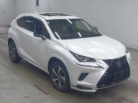 Japanese used car Ref# 1697439 LEXUS / NX300