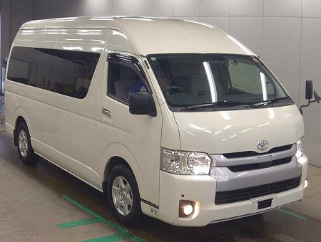 TOYOTA / HIACE COMMUTER