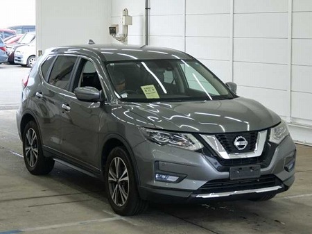 Japanese used car Ref# 1702744 NISSAN / X-TRAIL
