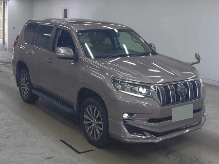 Japanese used car Ref# 1703668 TOYOTA / LAND CRUISER PRADO