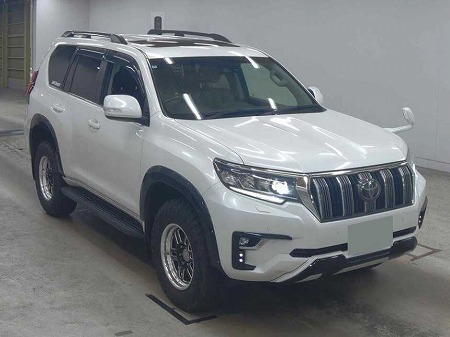 Japanese used car Ref# 1703677 TOYOTA / LAND CRUISER PRADO