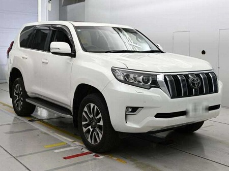 Japanese used car Ref# 1703681 TOYOTA / LAND CRUISER PRADO
