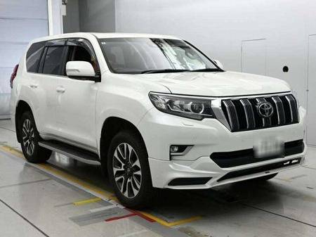 Japanese used car Ref# 1703682 TOYOTA / LAND CRUISER PRADO