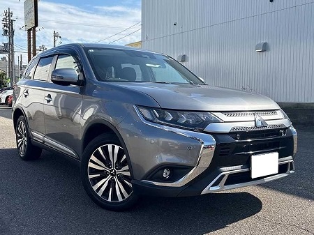 Japanese used car Ref# 1718190 MITSUBISHI / OUTLANDER