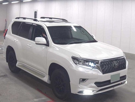 Japanese used car Ref# 1722554 TOYOTA / LAND CRUISER PRADO