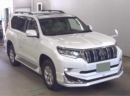 Japanese used car Ref# 1722616 TOYOTA / LAND CRUISER PRADO