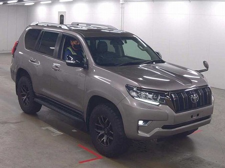 Japanese used car Ref# 1723895 TOYOTA / LAND CRUISER PRADO