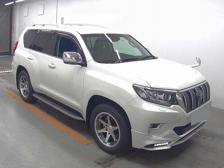 Japanese used car Ref# 1723928 TOYOTA / LAND CRUISER PRADO