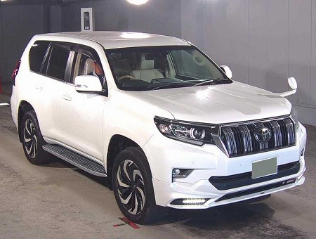Japanese used car Ref# 1725687 TOYOTA / LAND CRUISER PRADO