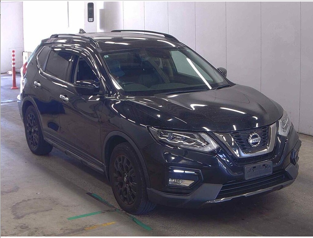 Japanese used car Ref# 1726949 NISSAN / X-TRAIL