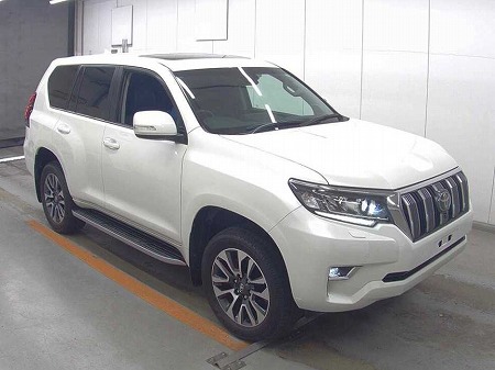 Japanese used car Ref# 1731858 TOYOTA / LAND CRUISER PRADO