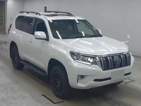 Japanese used car Ref# 1735369 TOYOTA / LAND CRUISER PRADO