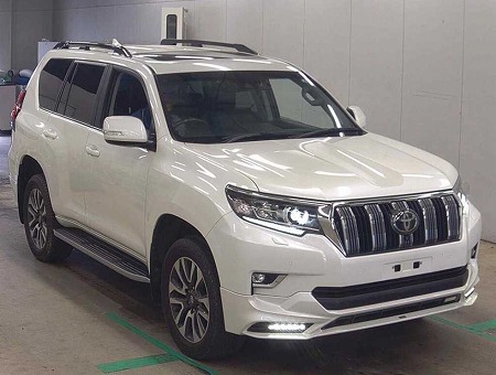 Japanese used car Ref# 1735370 TOYOTA / LAND CRUISER PRADO