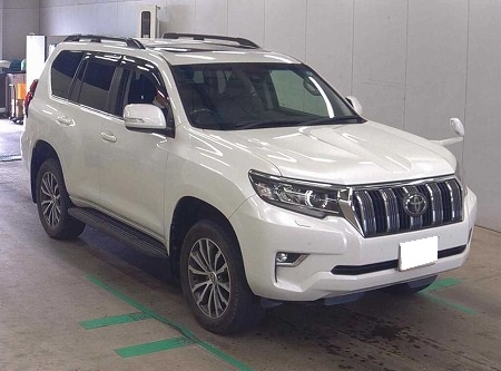 Japanese used car Ref# 1735580 TOYOTA / LAND CRUISER PRADO