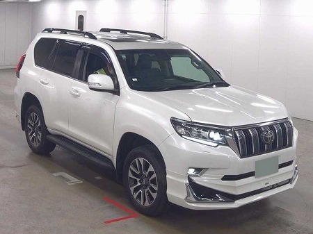 Japanese used car Ref# 1735614 TOYOTA / LAND CRUISER PRADO