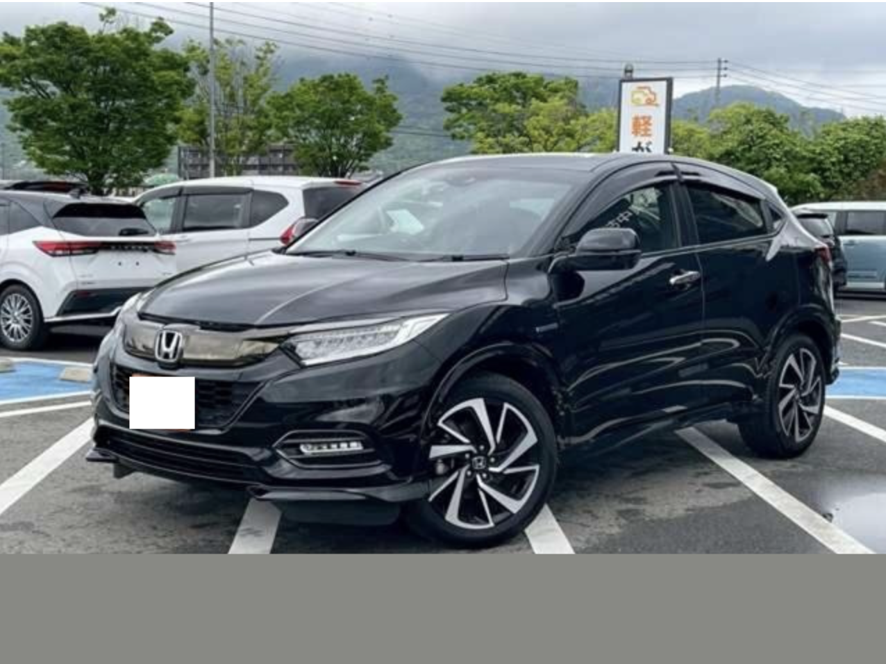 Japanese used car Ref# 1736028 HONDA / VEZEL