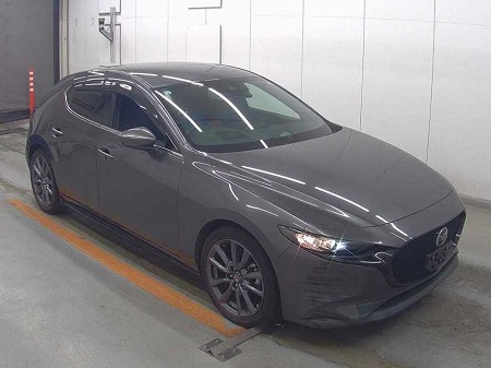 Japanese used car Ref# 1737253 MAZDA / MAZDA3 FASTBACK