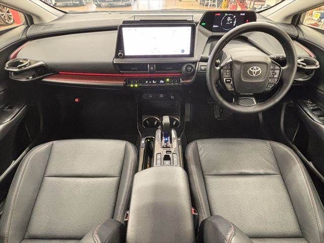 PRIUS 4WD