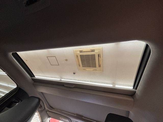 PRIUS 4WD