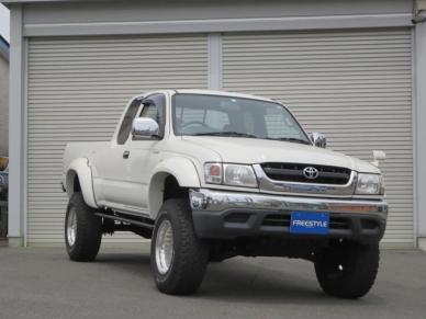 TOYOTA / ハイラックス