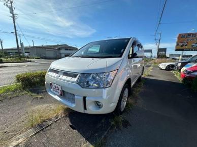 MITSUBISHI / DELICA D5