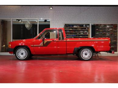 US TOYOTA / ハイラックス